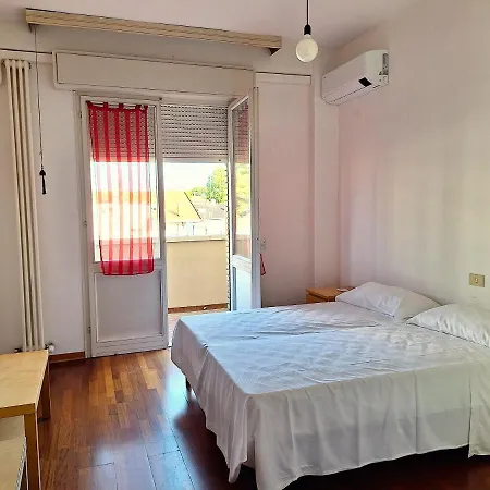 150 Mq Vicino Al Mare Lägenhet Cattolica